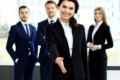 若他人拖欠债务不还，可否以诈骗罪提起诉讼？